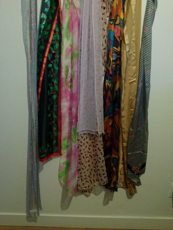 Nine Scarfs Long Thin - Picture 3 of 9